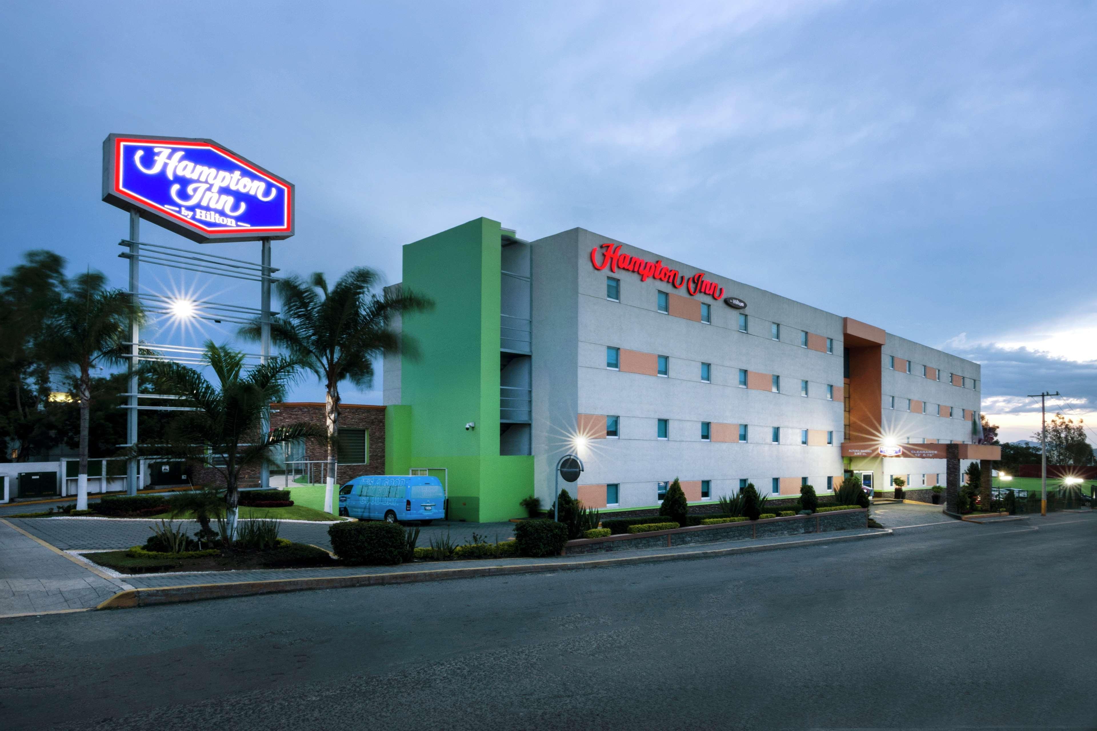 Готель Hampton By Hilton Сан-Хуан-дель-Ріо Екстер'єр фото