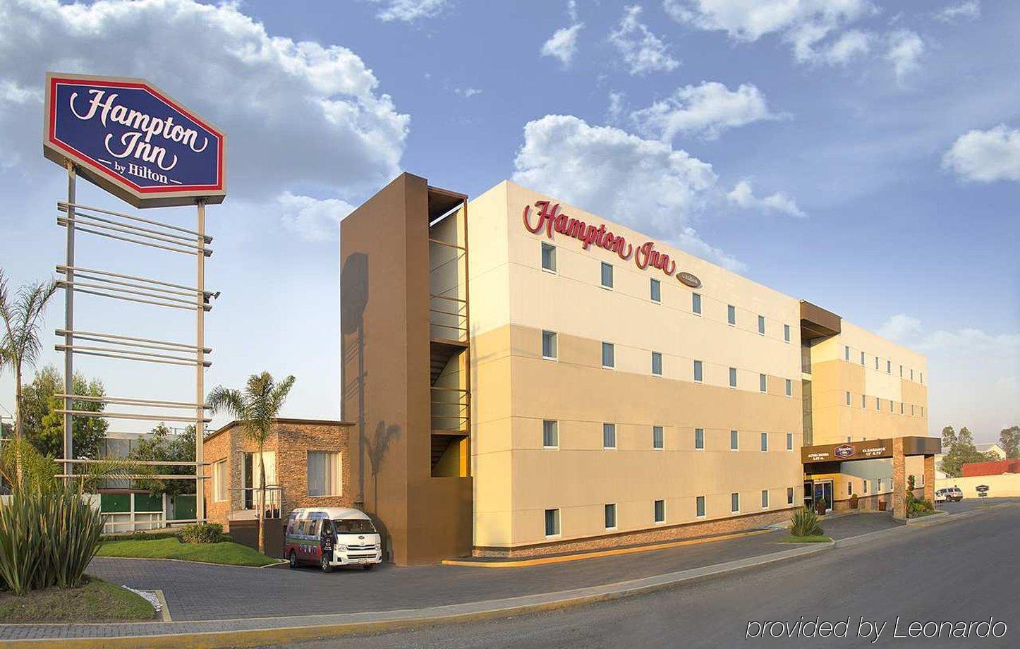 Готель Hampton By Hilton Сан-Хуан-дель-Ріо Екстер'єр фото